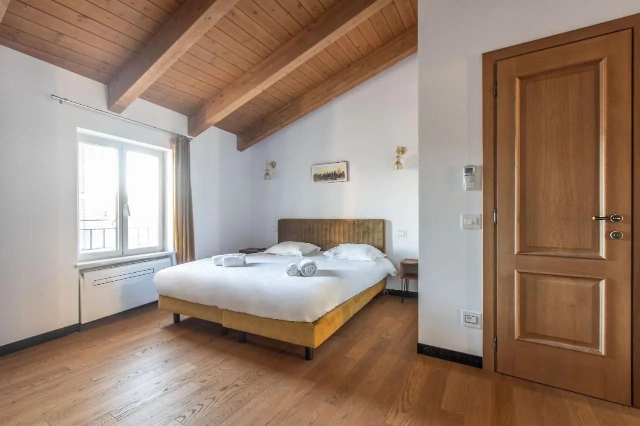 Lb Vacation Rentals I Penthouse 1Br - Cannes Center - Marche Forville - 5 Min Palais, Croisette & Plages